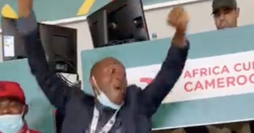 Les images d'un journaliste laissant exploser sa joie après la victoire de la Guinée équatoriale font le tour d'Internet
